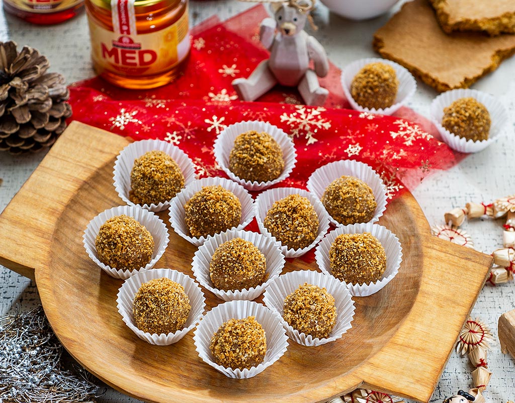Honey gingerbread balls